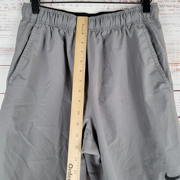 Nike Shorts Men's Size M Gray Flex Woven 2.0 Training Shorts 9" Gym Flow 927526 - Picture 7 of 15